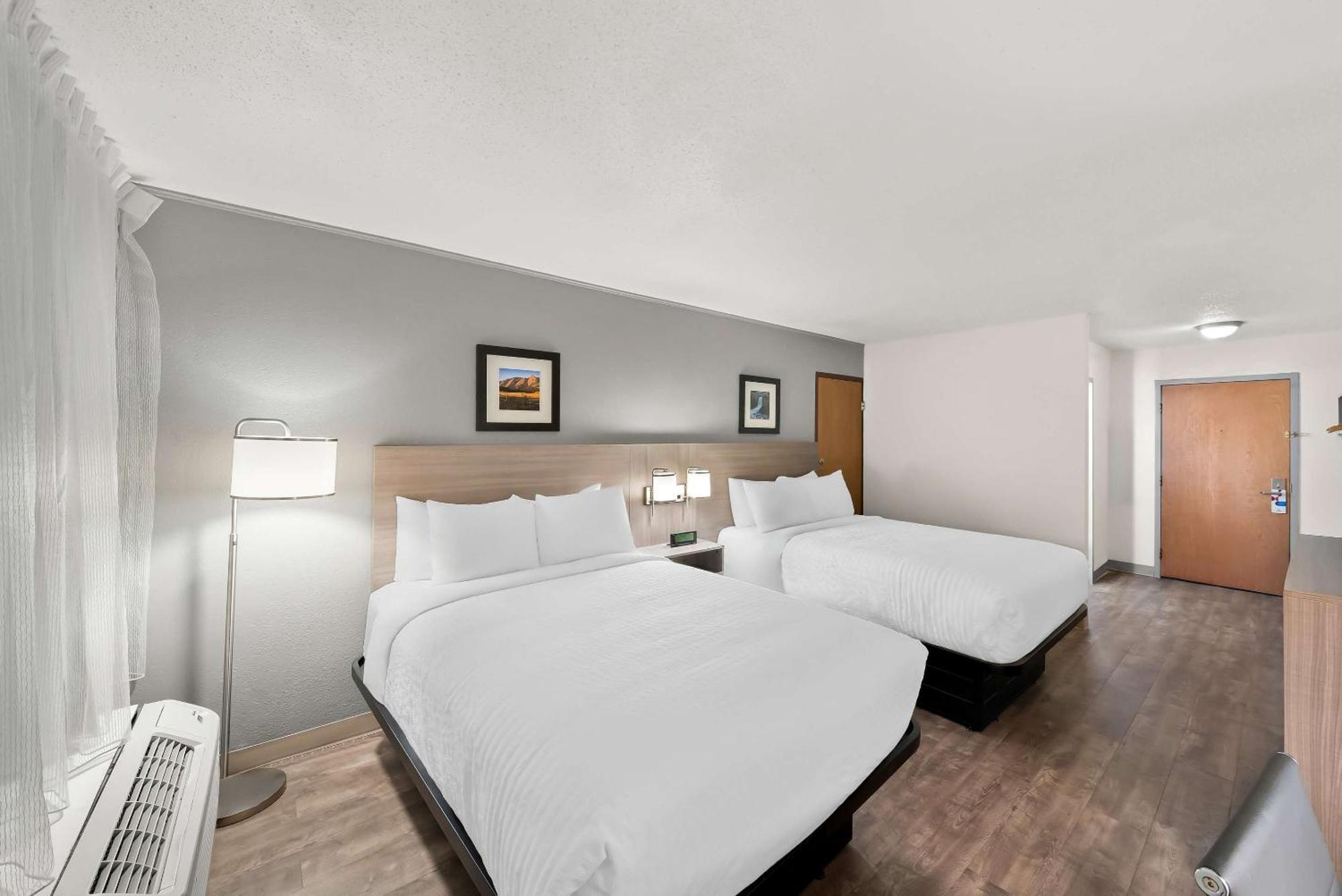 Clarion Inn & Suites And Convention Center Kearney Exterior foto